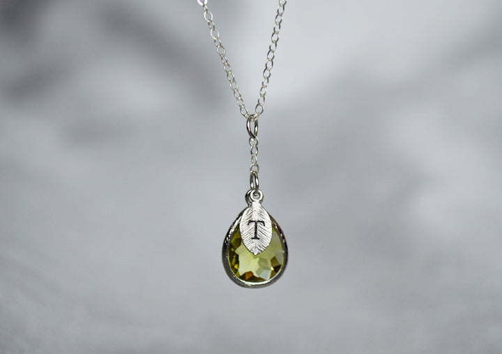 Peridot Necklace, August Birthstone Necklace, Bridesmaid Gift, Mom Birthstone Necklace, Initial Necklace, Mom Gift, Grandma Necklace
