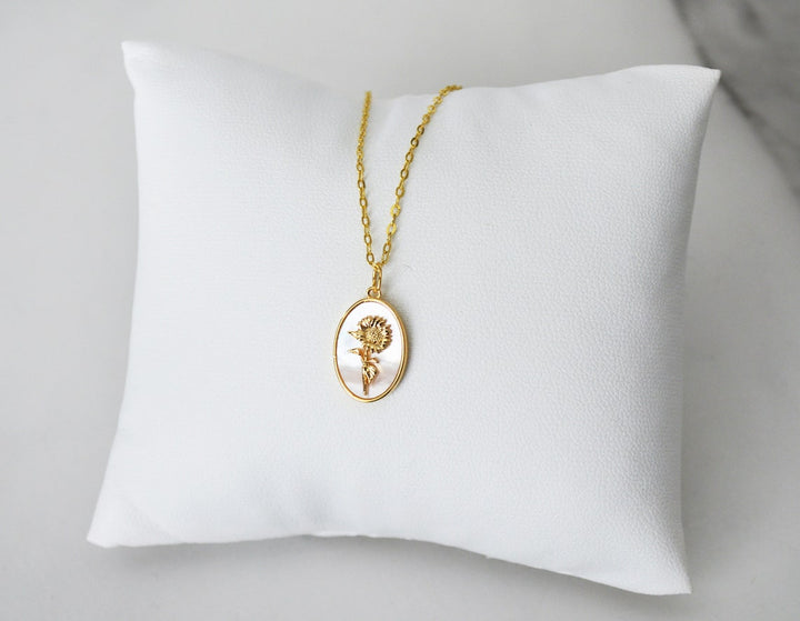 August Pearl Birth Flower Necklace - Poppy - Birth Month Flower Jewelry