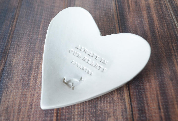 Cat Sympathy Gift, Pet Sympathy Gift, Pet Memorial Gift, Loss of Pet Gift - Always in our Hearts - With Pet's Name - Heart Shaped Bowl