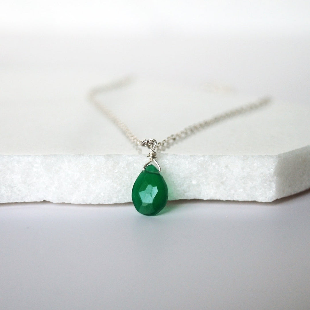 Dainty Green Onyx Necklace, May Birthstone Necklace, Genuine Semi Precious Green Onyx Stone, Wife Gift, Bridesmaid Gift, Mom Gift
