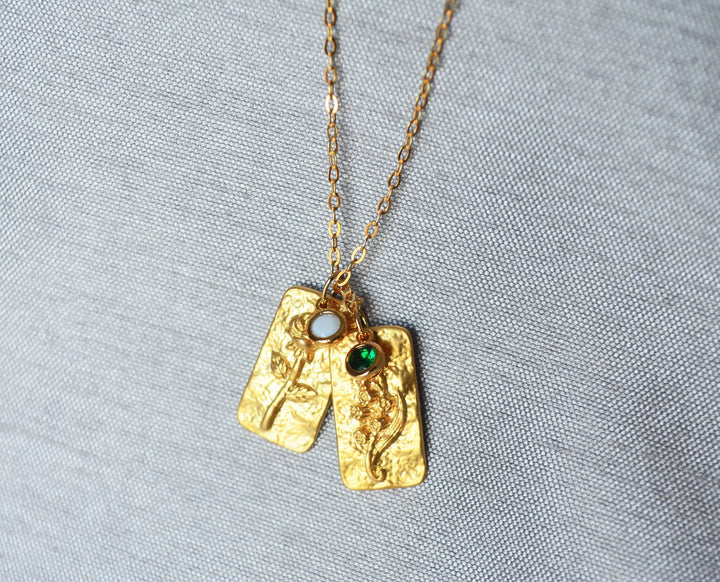 December Birth Flower Necklace, Birthstone Stone Necklace, Poinsettia Birth Flower Necklace, Mom Gift, Personalized Necklace, Push Present