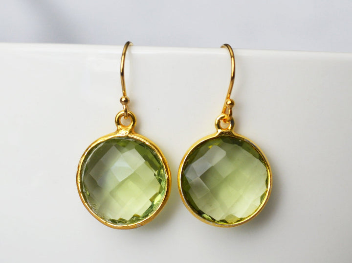 Green Amethyst Necklace, August Birthstone Necklace, 18K Gold, Personalized Round Necklace, Bridesmaid, Mom Gift