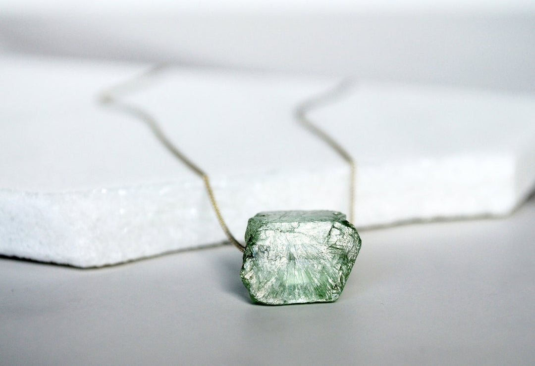 Green Fluorite Necklace, Natural Green Fluorite Layering Necklace, Raw Boho Necklace, Healing Crystal Necklace, Birthday Gift