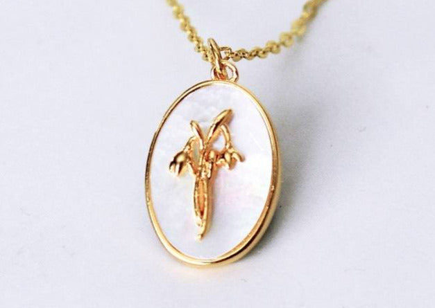 January Pearl Birth Flower Necklace - Snowdrop - Birth Month Flower Jewelry