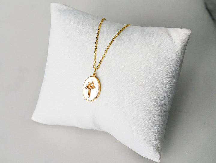 January Pearl Birth Flower Necklace - Snowdrop - Birth Month Flower Jewelry