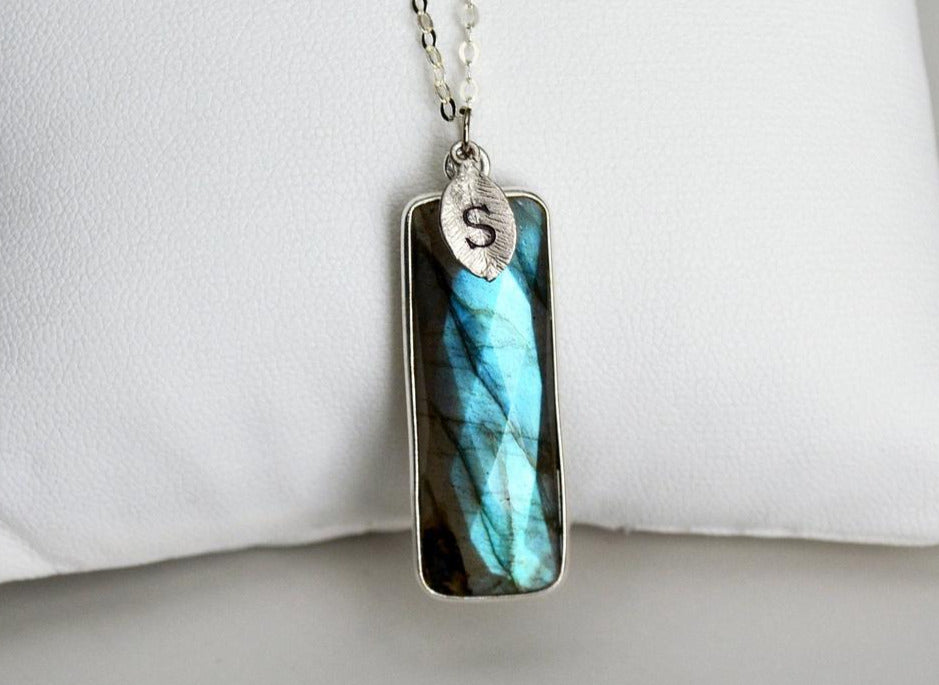 Labradorite Bar Necklace, Labradorite jewelry, Sterling Silver or 18K Gold, Personalized Necklace, Bridesmaid Gift, Gift for Her
