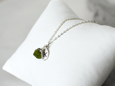 Peridot Raw Birthstone Necklace, August Birthstone Necklace, Bridesmaid Gift, Layering Necklace. Healing Crystal Necklace
