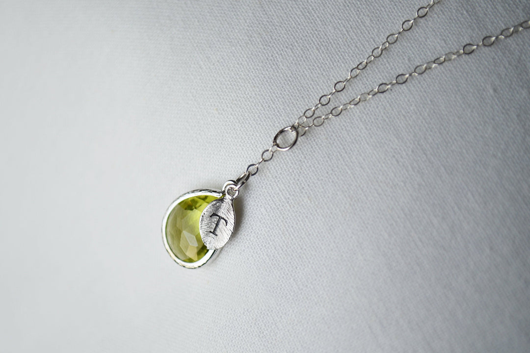 Peridot Necklace, August Birthstone Necklace, Bridesmaid Gift, Mom Birthstone Necklace, Initial Necklace, Mom Gift, Grandma Necklace