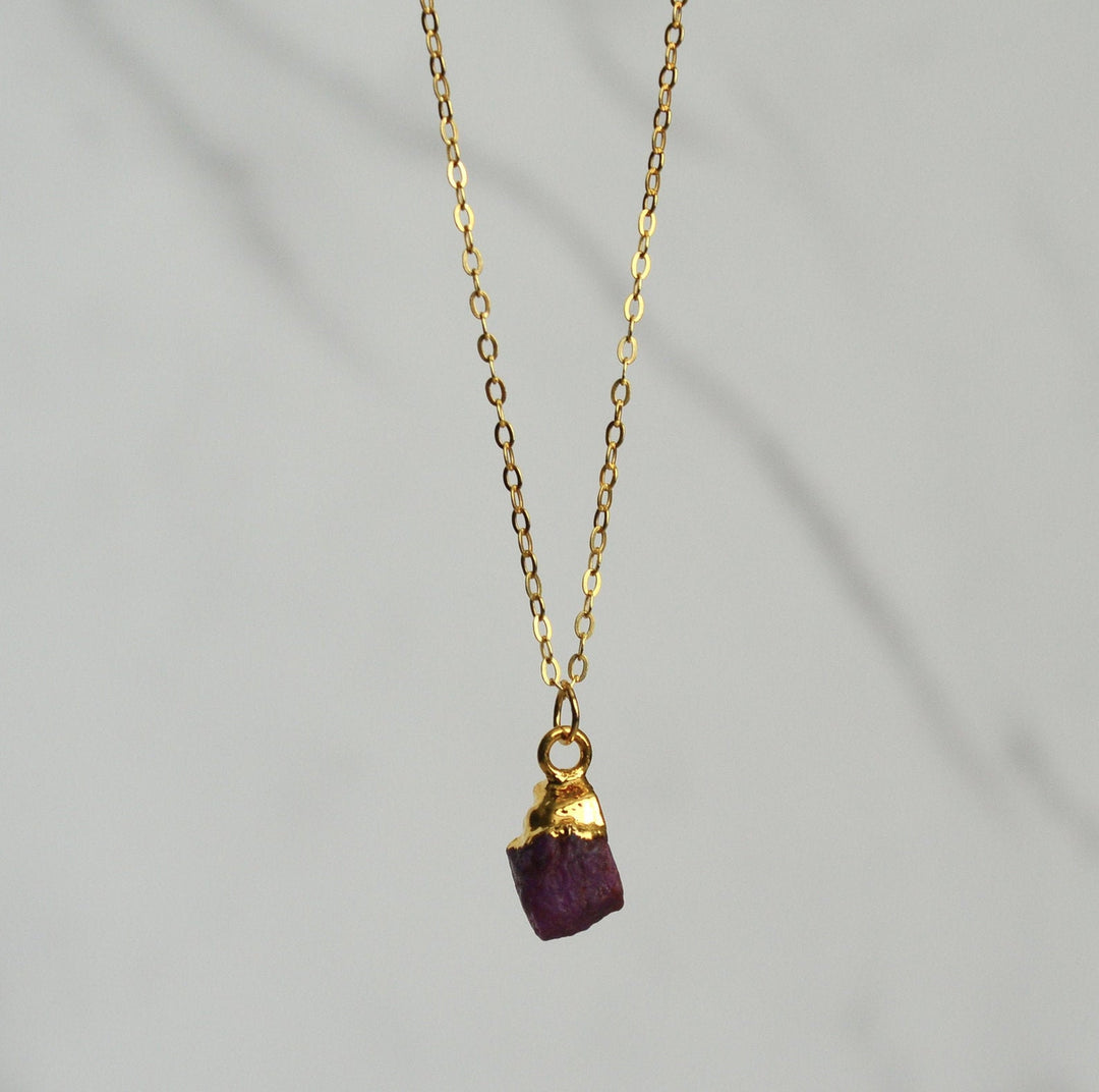 Ruby Raw stone Necklace, July Birthstone Necklace, Bridesmaid Gift, Layering Necklace, Healing Crystal Necklace, Natural Stone Necklace