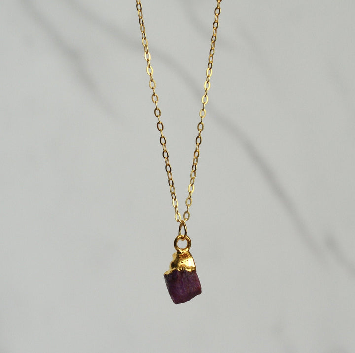 Ruby Raw stone Necklace, July Birthstone Necklace, Bridesmaid Gift, Layering Necklace, Healing Crystal Necklace, Natural Stone Necklace
