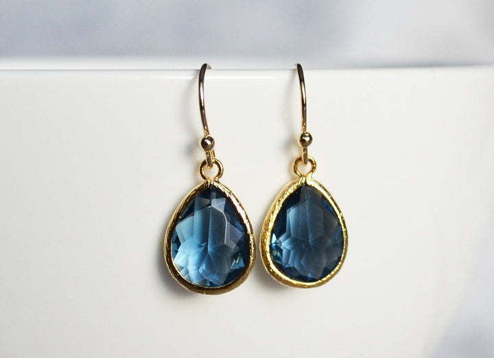 Sapphire earrings, September Birthstone Gift, September Birthstone earrings, Bridesmaid earrings, Sapphire Birthday Gift for Her