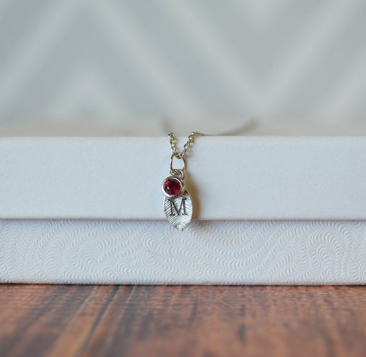 Silver Leaf Necklace, New Mom Gift, Bridesmaid Gift, Personalized Necklace, Birthday Gift, Necklace with Birthstone, Birthstone Necklace