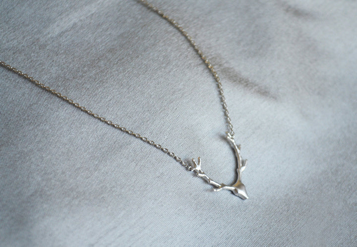 Silver Antler Necklace, Deer Antler Necklace, Deer Head Necklace, Gift for Her, Friend Gift, Best Friend Gift, Layering Necklace
