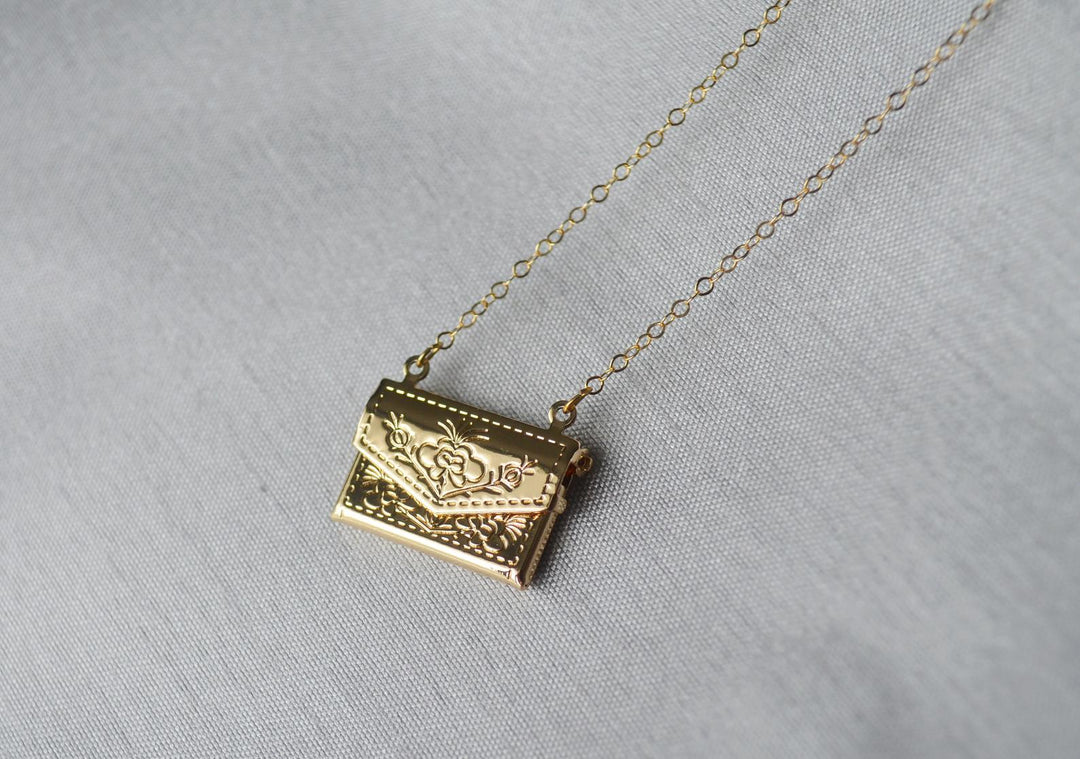 Valentine's Day Gift - Envelope Locket Necklace, Letter Locket, Gift for Her, Gift for Mom Day, Mom Necklace, Gold Locket