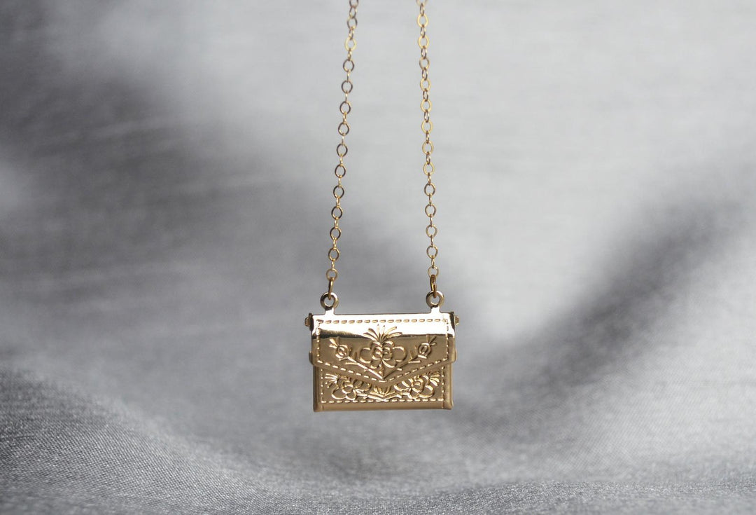 Valentine's Day Gift - Envelope Locket Necklace, Letter Locket, Gift for Her, Gift for Mom Day, Mom Necklace, Gold Locket