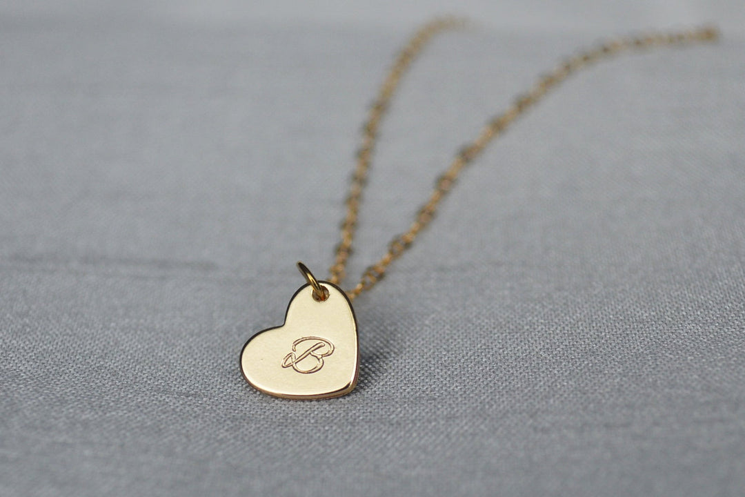 Valentine's Day Necklace, Heart Letter Necklace, Gold Heart Initial Necklace, Gift for Her, Gift for Wife, Girlfriend Gift, Gift for Mom