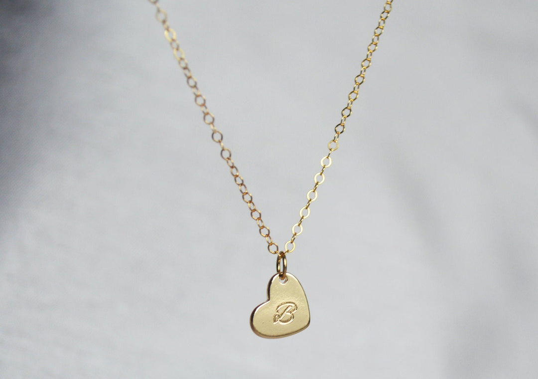 Valentine's Day Necklace, Heart Letter Necklace, Gold Heart Initial Necklace, Gift for Her, Gift for Wife, Girlfriend Gift, Gift for Mom