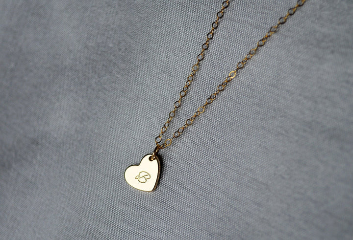 Valentine's Day Necklace, Heart Letter Necklace, Gold Heart Initial Necklace, Gift for Her, Gift for Wife, Girlfriend Gift, Gift for Mom