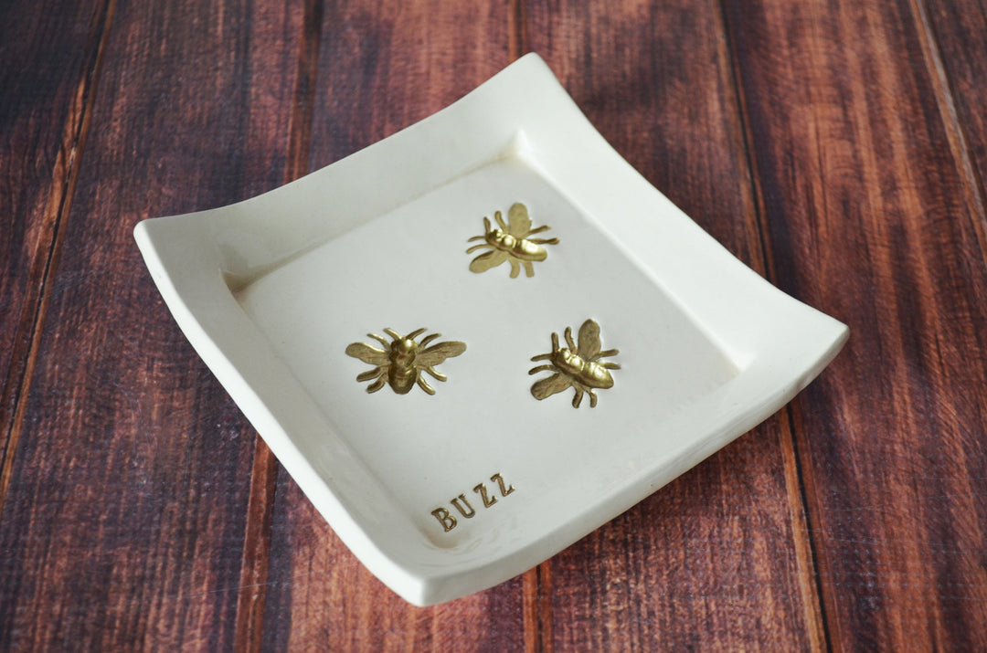 Friend Gift, Best Friend Gift, Coworker Gift, Friend Gift Idea, Bee Lover Gift, Bee Gift, Unique Gift - Square Tray