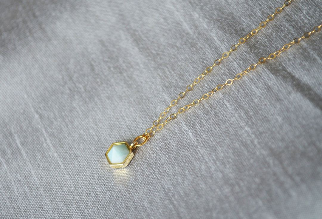 Bee Necklace, Layered Necklace, Hexagon Necklace, Friend Gift, Birthday Gift for Friend, Gift for Her, Best Friend Gift, Layering Necklace