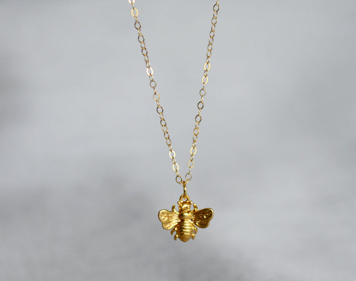 Bee Necklace, Layered Necklace, Hexagon Necklace, Friend Gift, Birthday Gift for Friend, Gift for Her, Best Friend Gift, Layering Necklace