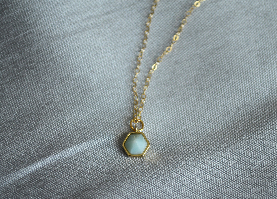 Bee Necklace, Layered Necklace, Hexagon Necklace, Friend Gift, Birthday Gift for Friend, Gift for Her, Best Friend Gift, Layering Necklace