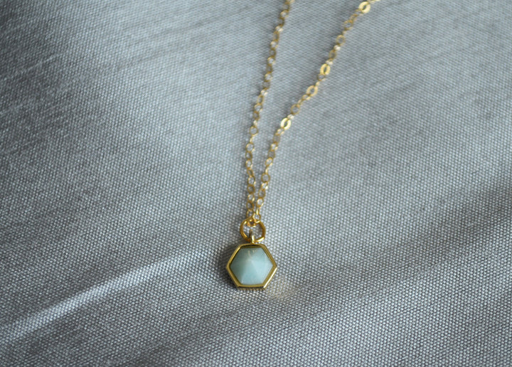 Bee Necklace, Layered Necklace, Hexagon Necklace, Friend Gift, Birthday Gift for Friend, Gift for Her, Best Friend Gift, Layering Necklace