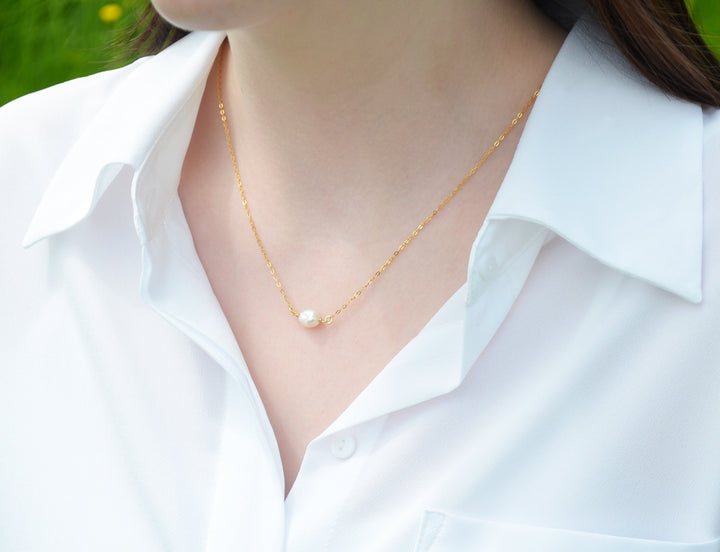 Fresh Water Pearl Necklace, June Birthstone Necklace, Bridesmaid Gift, Layering Necklace. Dainty Pearl Necklace, Wedding Necklace