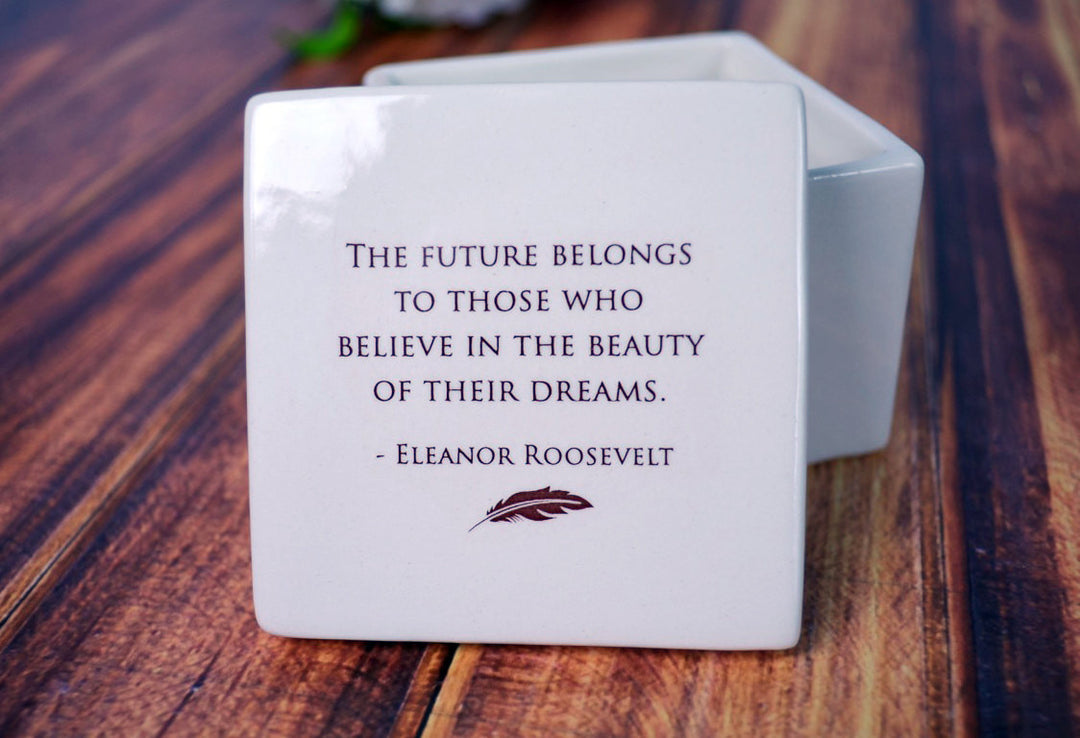 Graduation Gift, College Graduation Gift, High school Graduation Gift, 2025 Graduation Present - READY TO SHIP - Ceramic keepsake box