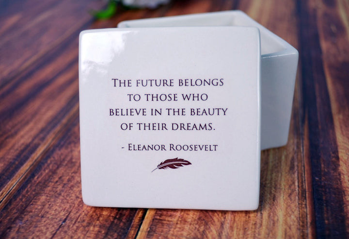 Graduation Gift, College Graduation Gift, High school Graduation Gift, 2025 Graduation Present - READY TO SHIP - Ceramic keepsake box