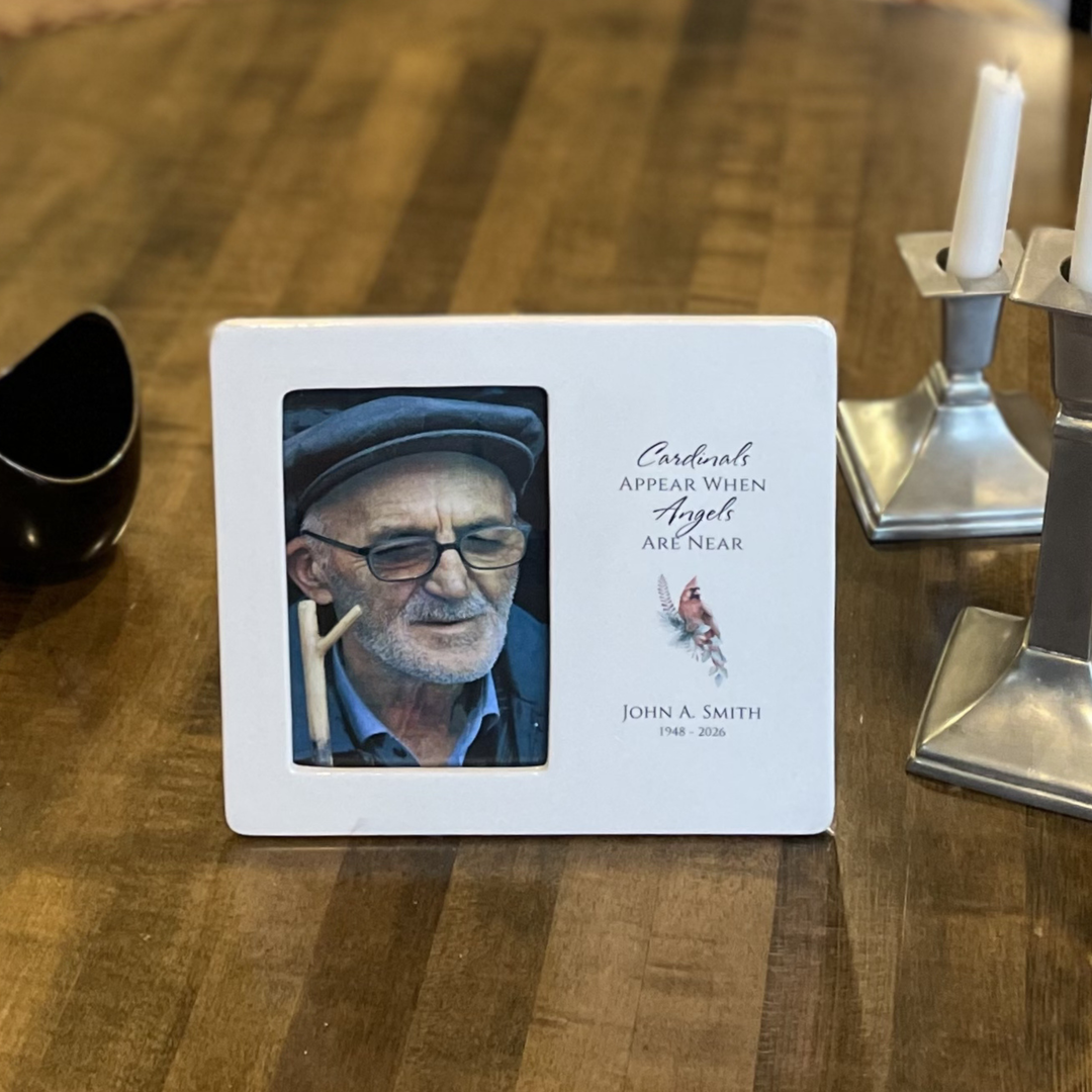 Personalized Memorial Frame 'Cardinals Appear When Angels Are Near' Ceramic Sympathy Gift - 6x4 Photo