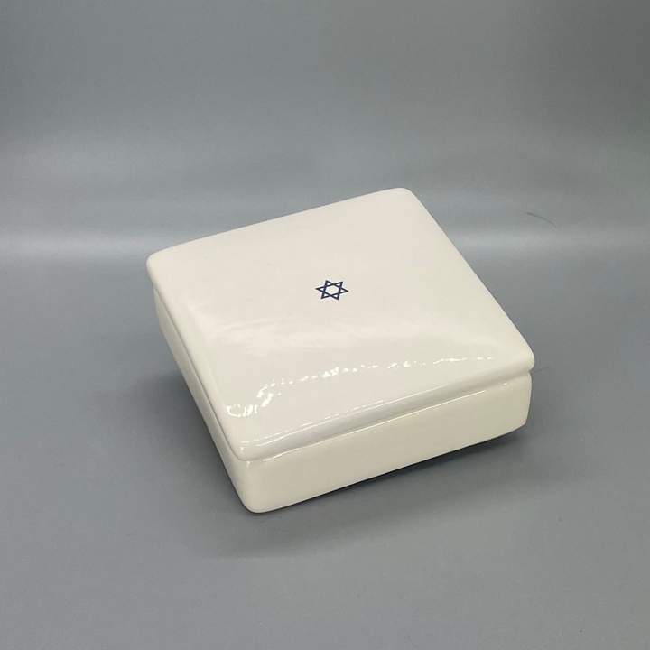 Bar Mitzvah or Bat Mitzvah Gift, Star of David - Square Ceramic Keepsake Box - Blue, Pink, etc.