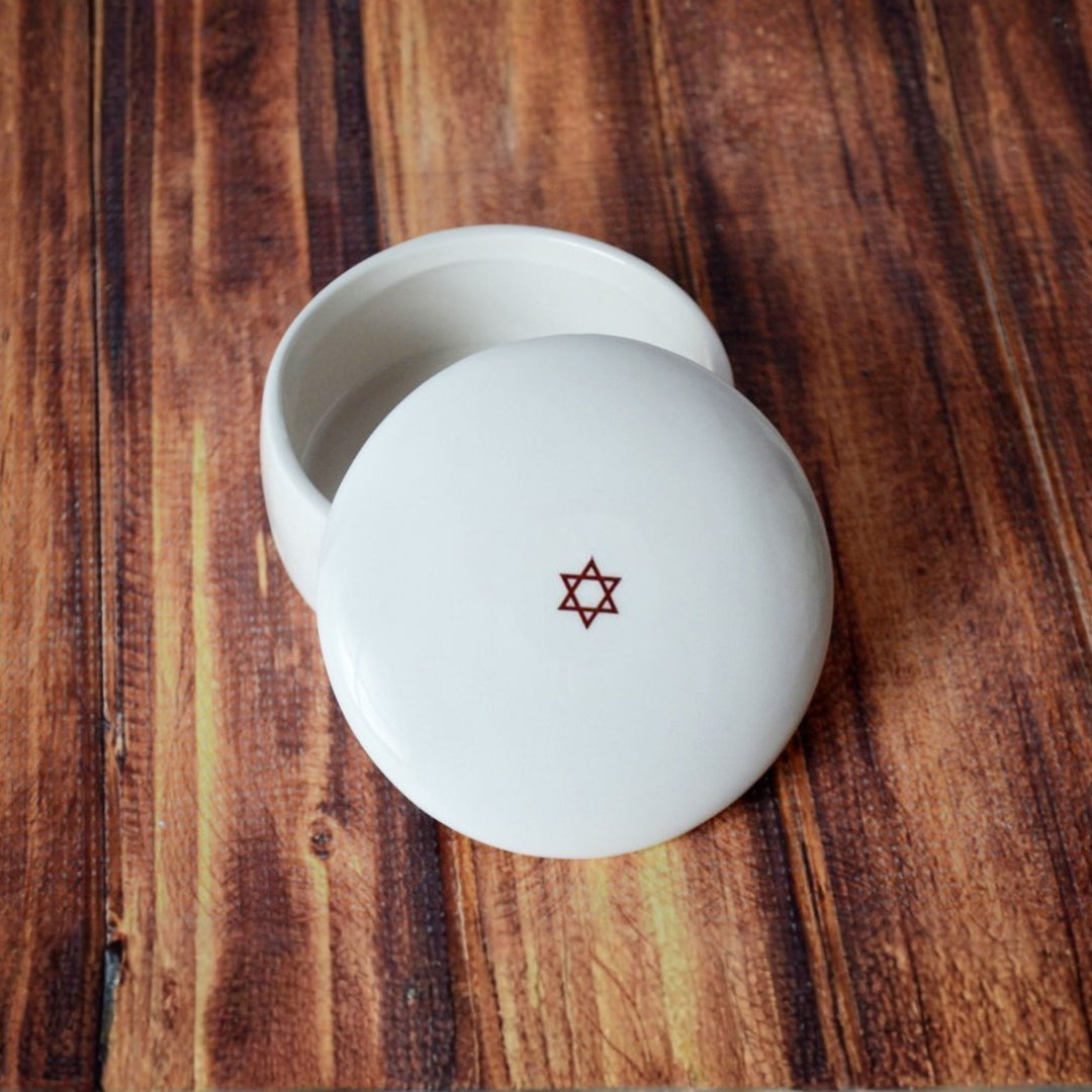 Bar Mitzvah or Bat Mitzvah Gift - Round Ceramic Keepsake Box - Star of David