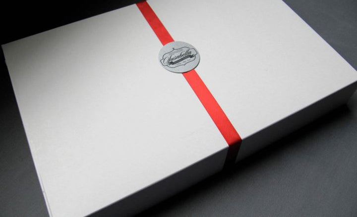 Personalized Wedding Picture Frame – Ceramic, Names & Date, Laurels, Holds a 6x4 Inch Photo