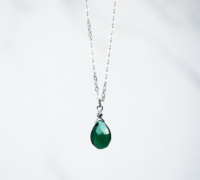 Dainty Green Onyx Necklace, May Birthstone Necklace, Genuine Semi Precious Green Onyx Stone, Wife Gift, Bridesmaid Gift, Mom Gift