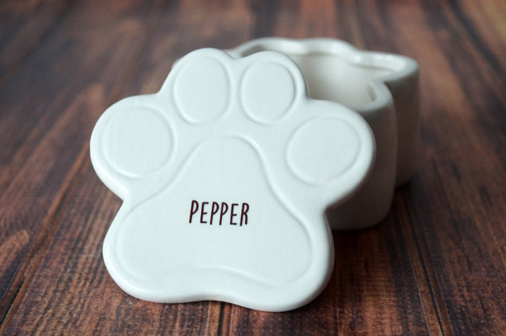 Dog Sympathy Gift, Pet Sympathy Gift, Pet Memorial Gift, Loss of Pet Gift, Personalized Keepsake Box with Name
