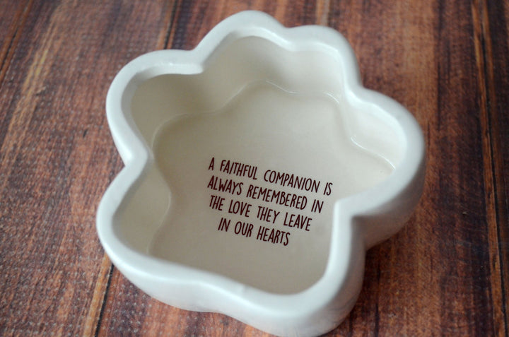 Dog Sympathy Gift, Pet Sympathy Gift, Pet Memorial Gift, Loss of Pet Gift, Personalized Keepsake Box with Name