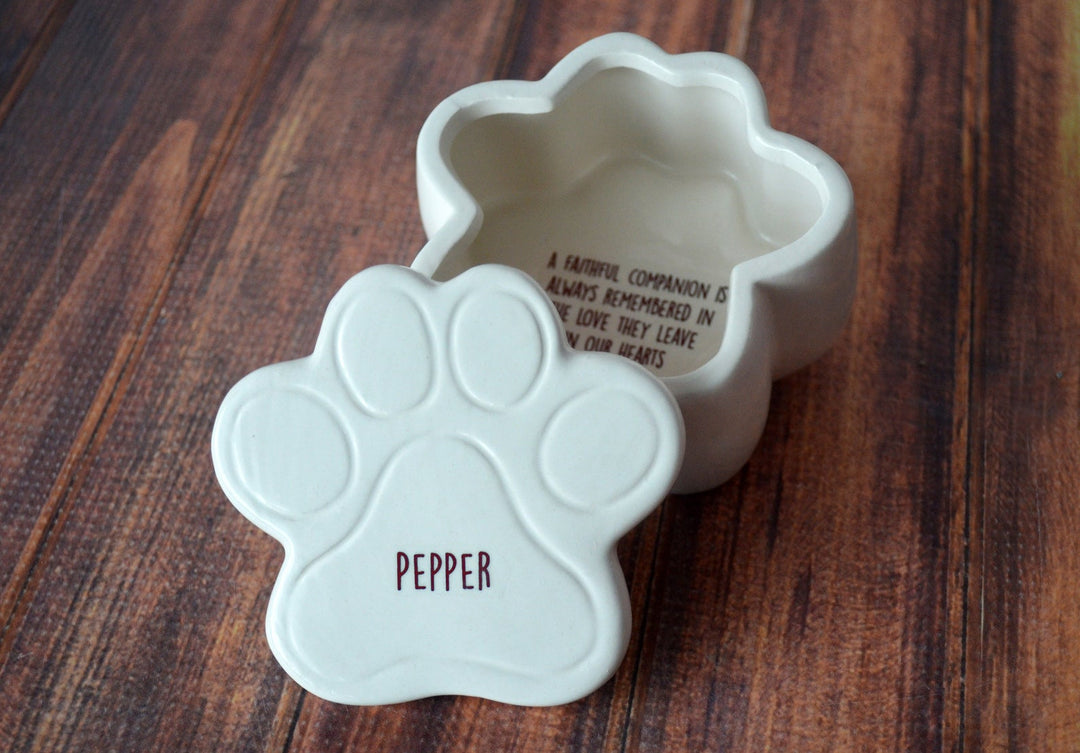 Dog Sympathy Gift, Pet Sympathy Gift, Pet Memorial Gift, Loss of Pet Gift, Personalized Keepsake Box with Name