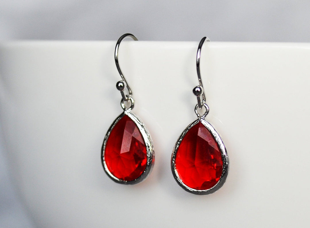 Garnet earrings, January Birthstone Gift, January Birthstone earrings, Bridesmaid earrings, Birthday Gift for Her, Garnet Tear Drop Earrings
