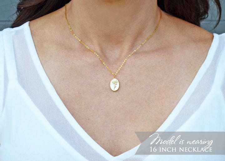 March Birth Flower Necklace, Pearl Daffodil Birth Month Flower Necklace, Mom Necklace, Personalized Layering Necklace, Push Present
