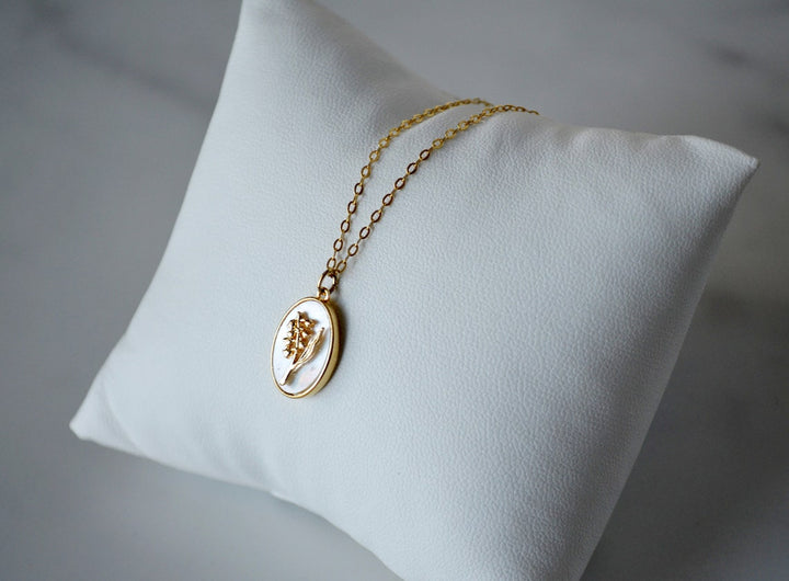 May Birth Flower Necklace, Pearl Lily of the Valley Birth Month Flower Necklace, Mom Necklace, Personalized Layering Necklace, Push Present