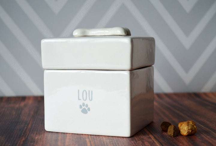 Personalized Dog Treat Jar, Pet Treat Jar, Dog Gift, Pet Gift, Puppy Gift - Larger Size - Different Text Colors Available