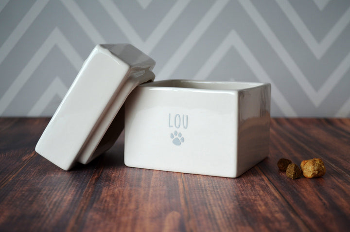 Personalized Dog Treat Jar, Pet Treat Jar, Dog Gift, Pet Gift, Puppy Gift - Larger Size - Different Text Colors Available