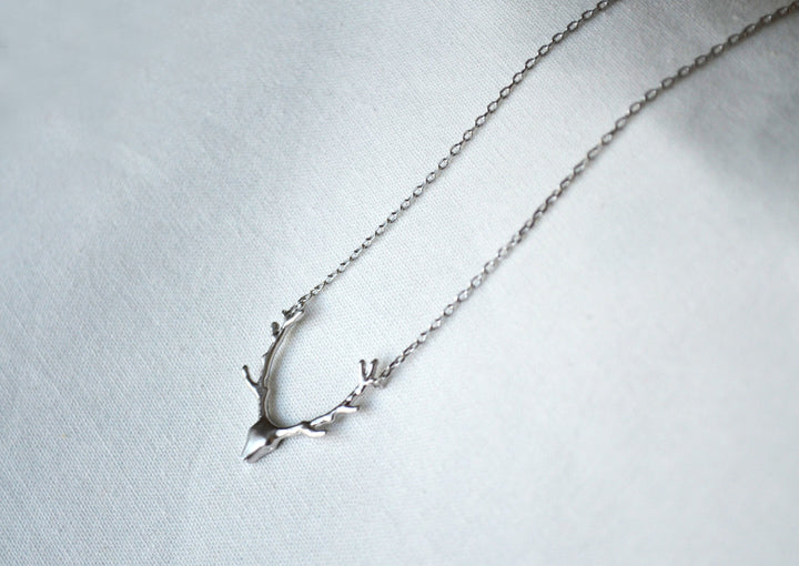 Silver Antler Necklace, Deer Antler Necklace, Deer Head Necklace, Gift for Her, Friend Gift, Best Friend Gift, Layering Necklace