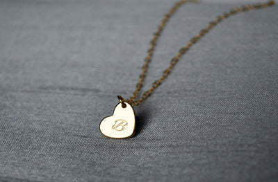 Valentine's Day Necklace, Heart Letter Necklace, Gold Heart Initial Necklace, Gift for Her, Gift for Wife, Girlfriend Gift, Gift for Mom
