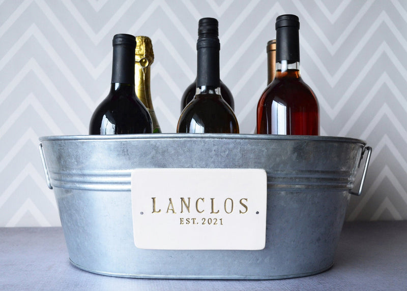 Wedding Gift, Personalized Wine Bucket, Champagne Bucket, Anniversary Gift, Beverage Tub with last name and year