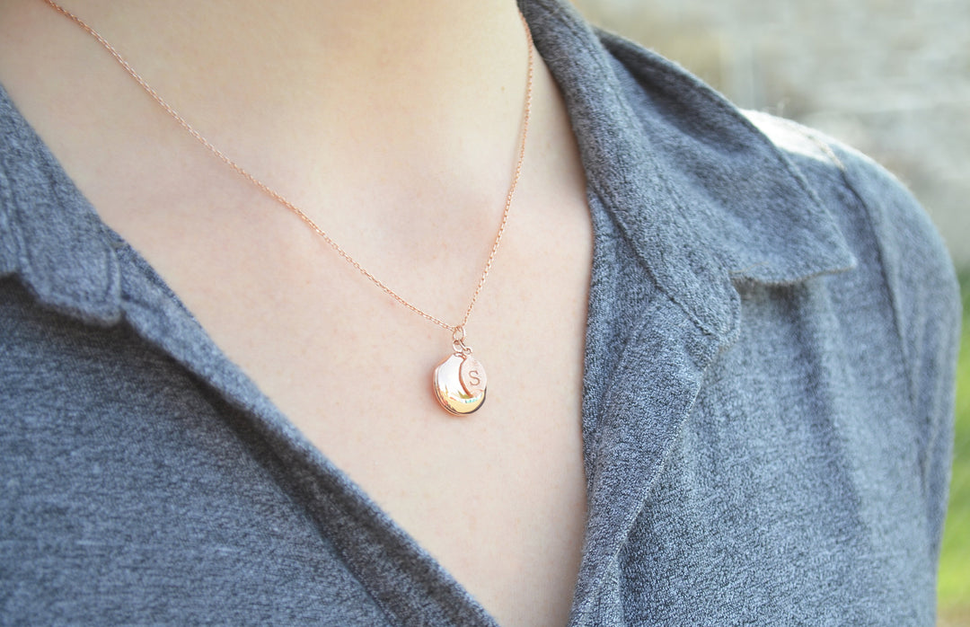 Locket Necklace, Valentine's Day Jewelry, Mom Gift, Gift for Her, Bridesmaid Gift