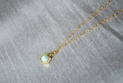 Bee Necklace, Layered Necklace, Hexagon Necklace, Friend Gift, Birthday Gift for Friend, Gift for Her, Best Friend Gift, Layering Necklace