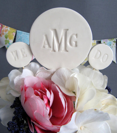PERSONALIZED Modern Wedding Cake 'We Do' Topper