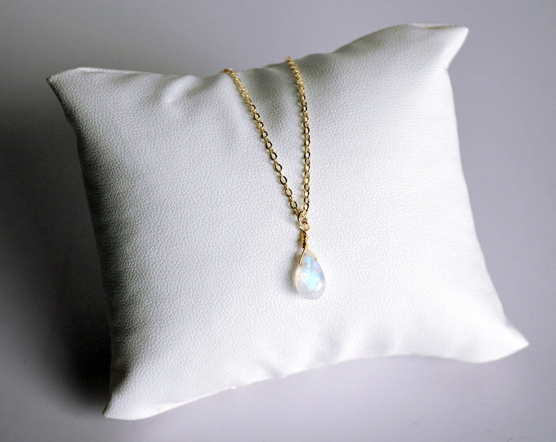 Dainty Genuine Moonstone Necklace, June Birthstone Necklace, Semi Precious Moonstone, June Birthday Gift, Gift for Her, Bridesmaid Gift